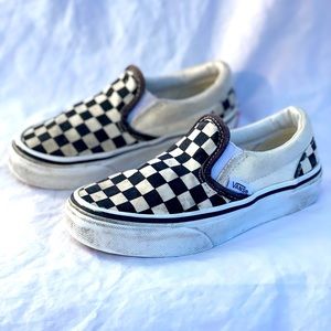 Kids classic slip on Vans